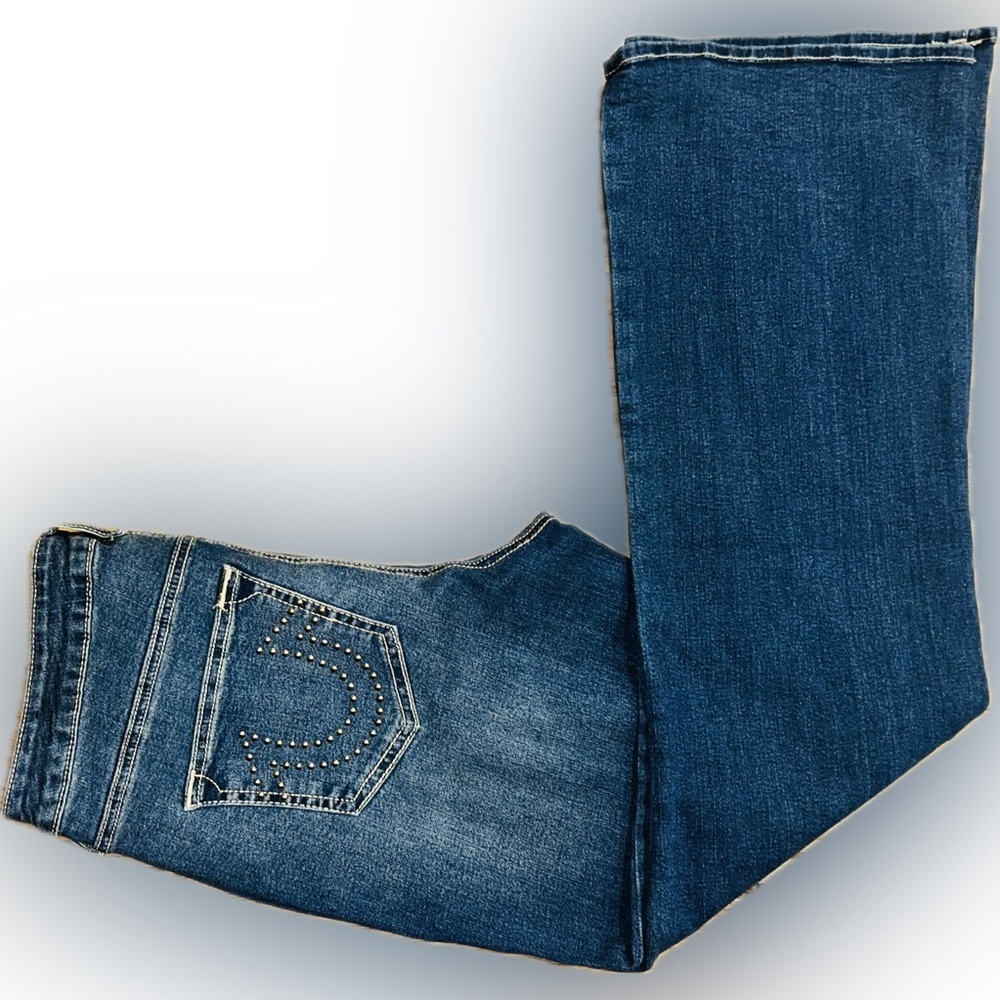 NWT True Religion SZ 32 Blue denim 5-pocket bootcut w/gold studs/waist 34”-38” - Picture 2 of 10